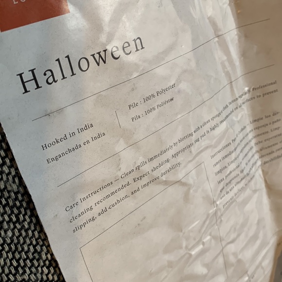 NWT SKULL HOOKED 100% POLYESTER THROW BATHROOM HOUSE RUG BLACK/COLORFUL 34”x34” - Picture 13 of 16